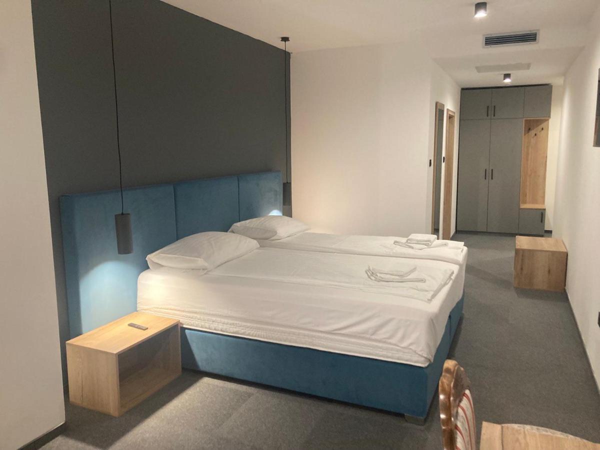 Hotel Millenium Deluxe Selce
