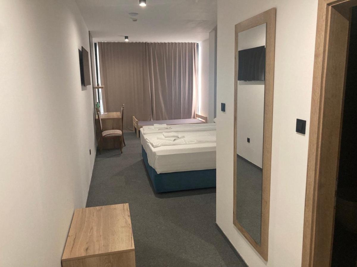 Hotel Millenium Deluxe 4*