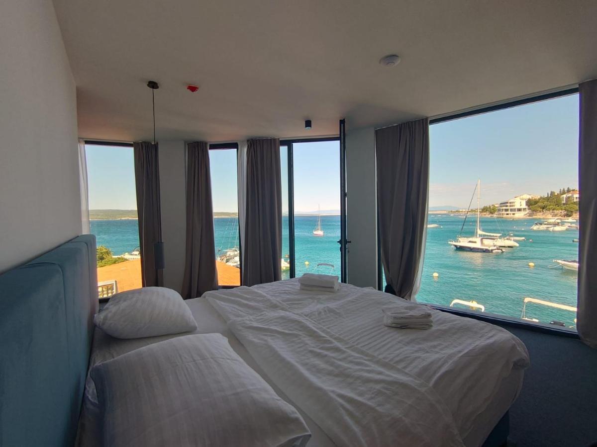 Hotel Millenium Deluxe 4*